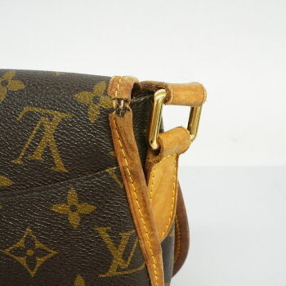 Louis Vuitton Monogram Menilmontan Shoulder Bag - Picture 7 of 13